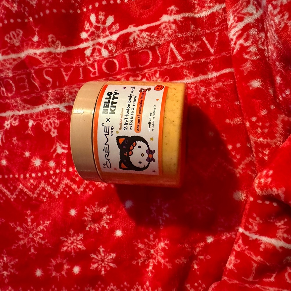 Brand new black cat hello kitty body scrub